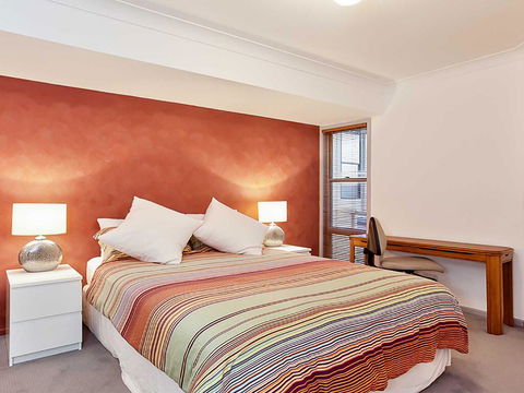 Sunset On Birubi' - Pet Friendly, Air Con, Water Views, WIFI And Outdoor Spa - Kingaroy Accommodation 3