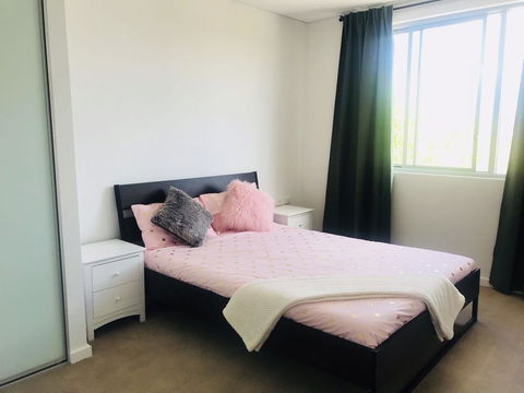 Sunset View 2 Bedroom Apt Next To Station - Kingaroy Accommodation 2