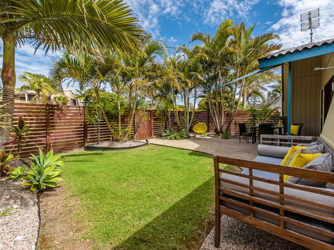 Surf Club House, Pet Friendly, Sunshine Coast, Holiday House, Marcoola - Kingaroy Accommodation 3