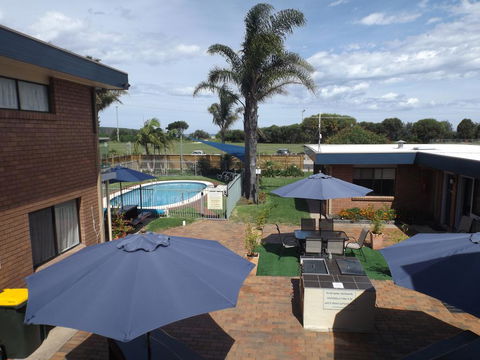 Surfside Merimbula Holiday Apartments - Kingaroy Accommodation 0