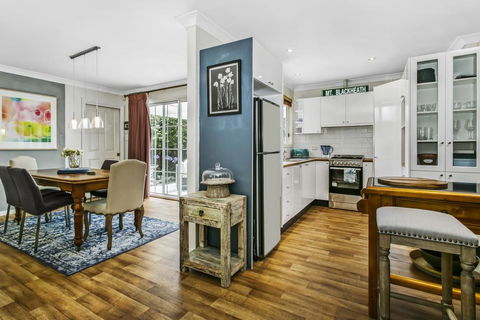 Swanbrook - Kingaroy Accommodation 1