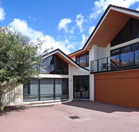 Swanriver Applecross Shortstays - Kingaroy Accommodation