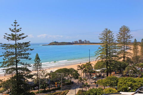 Syrenuse 22 - 3 BDRM Oceanview Apt On Esplanade - Kingaroy Accommodation 0