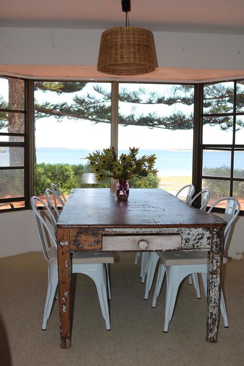Tall Pines Beach House At Mount Dutton Bay (part Of Coffin Bay Waterways) - Kingaroy Accommodation 2