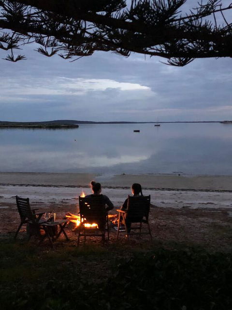 Tall Pines Beach House At Mount Dutton Bay (part Of Coffin Bay Waterways) - Kingaroy Accommodation 3
