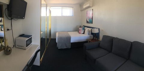 Tall Timbers Motel - Kingaroy Accommodation 1