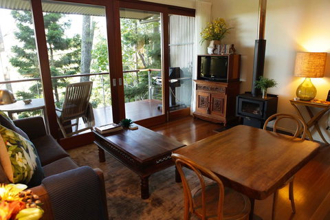 Taman Sari Private Pavilions - Kingaroy Accommodation 1