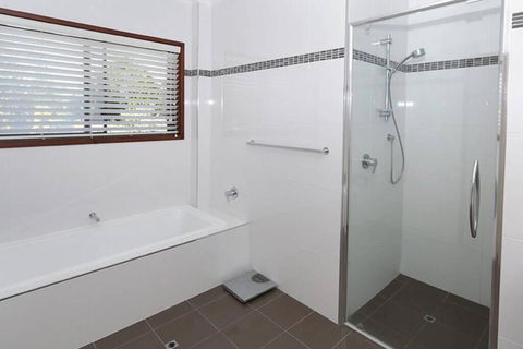 Tara Downs On Lake Albert - Kingaroy Accommodation 2