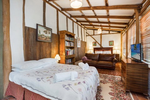 Taradale House Estate - Kingaroy Accommodation 1