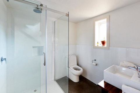 Tarndwarncoort - Farmer's Cottage - Kingaroy Accommodation 2