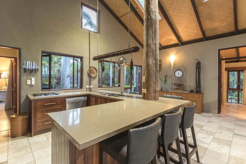 The Beach House On Newell - Kingaroy Accommodation 3