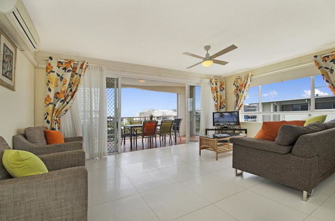 The Beach Houses - Kingaroy Accommodation 1