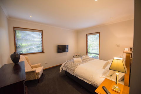 Parnella Kettering - Kingaroy Accommodation 14
