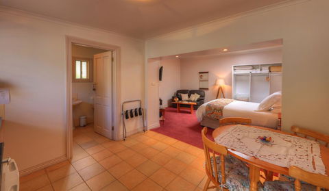 Ellie\'s Cottages - Kingaroy Accommodation 13