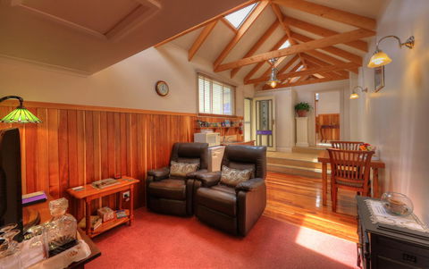 Ellie\'s Cottages - Kingaroy Accommodation 10