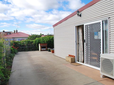 Oatlands Retreat - Kingaroy Accommodation 2