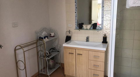 Oatlands Retreat - Kingaroy Accommodation 9