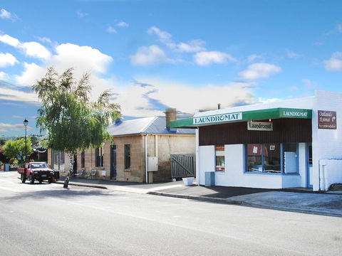 Oatlands Retreat - Kingaroy Accommodation 1