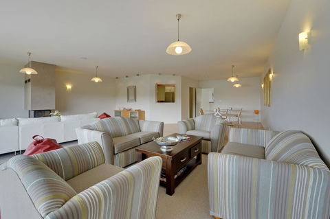 The Cove Kettering - Kingaroy Accommodation 15