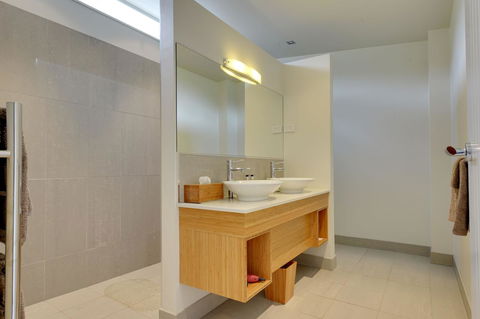 The Cove Kettering - Kingaroy Accommodation 25