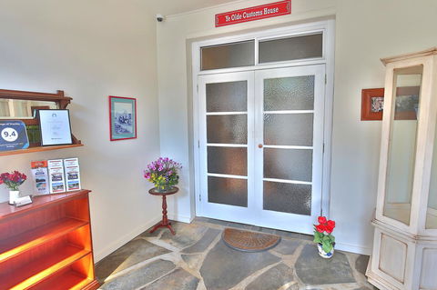 Stamps Of Stanley - Kingaroy Accommodation 0