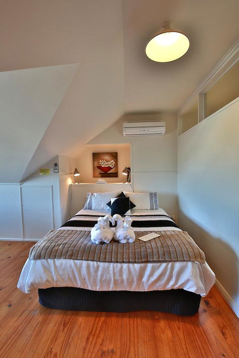 Stamps Of Stanley - Kingaroy Accommodation 9