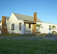 Buttons Cottage - Kingaroy Accommodation