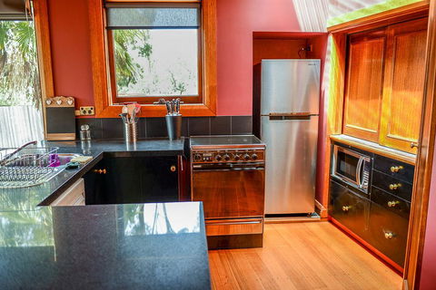 Bridge View Retreat - Kingaroy Accommodation 27