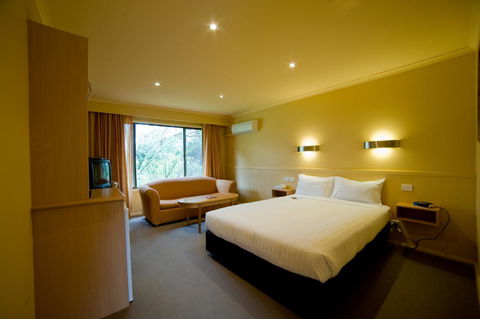 Strahan Village - Kingaroy Accommodation 40