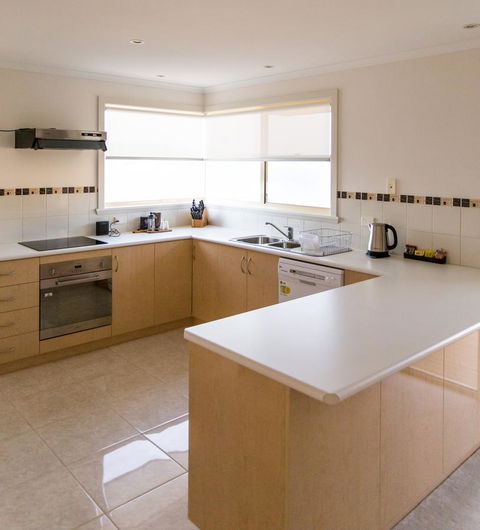 Eastcoaster Tasmania - Kingaroy Accommodation 25