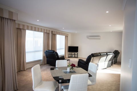 Eastcoaster Tasmania - Kingaroy Accommodation 29