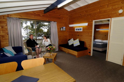Bicheno By The Bay - Kingaroy Accommodation 3