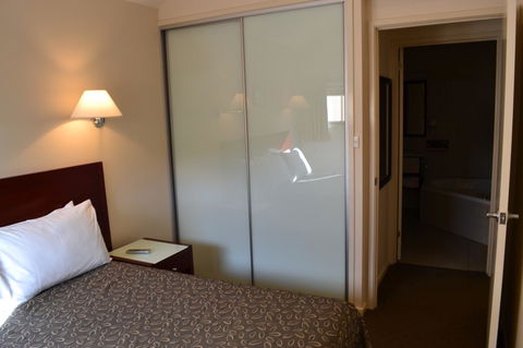 Lufra Hotel And Apartments - Kingaroy Accommodation 9