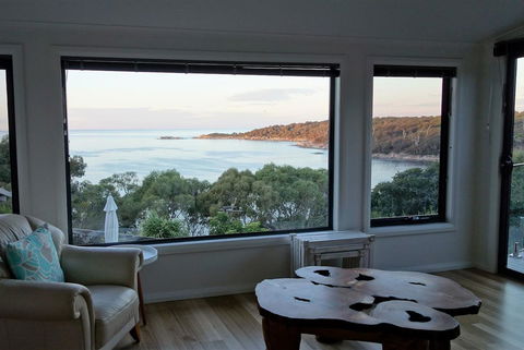 THE LOFT @ Bay Of Fires Seascape - Kingaroy Accommodation 6