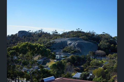 Bicheno Views On Douglas - Kingaroy Accommodation 3