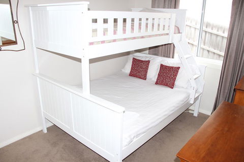 Front Row Beachfront - Kingaroy Accommodation 9