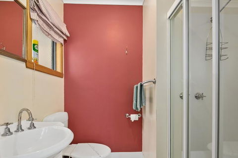 Green Views - Kingaroy Accommodation 6