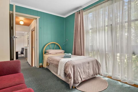 Green Views - Kingaroy Accommodation 3