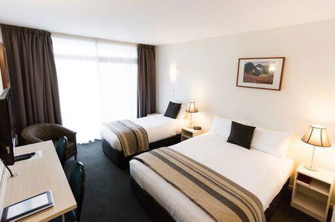 Shoreline Hotel - Kingaroy Accommodation 24