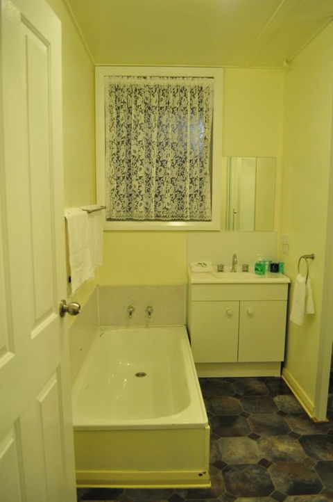 GreenGate Cottages - Kingaroy Accommodation 29