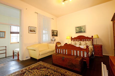 Edinburgh Gallery Bed & Breakfast - Kingaroy Accommodation 34