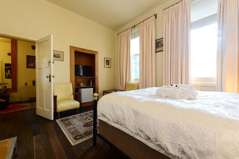Edinburgh Gallery Bed & Breakfast - Kingaroy Accommodation 21