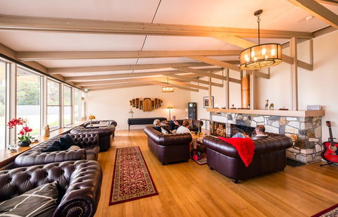 Pedder Wilderness Lodge - Kingaroy Accommodation 7