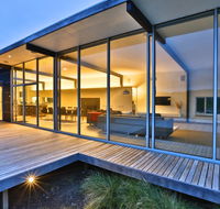 Cloudy Bay Beach House - Kingaroy Accommodation