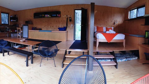 BAY OF FIRES ECO HUT Off Grid Experience At Binalong Bay - Kingaroy Accommodation 8