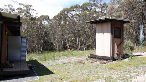 BAY OF FIRES ECO HUT Off Grid Experience At Binalong Bay - Kingaroy Accommodation 18