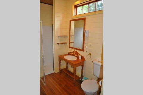 The Mill House Cottage - Kingaroy Accommodation 6