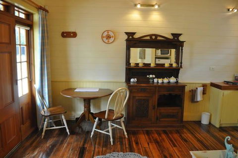 The Mill House Cottage - Kingaroy Accommodation 7