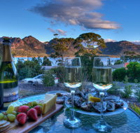 Freycinet Stone Studio 4 - Kingaroy Accommodation