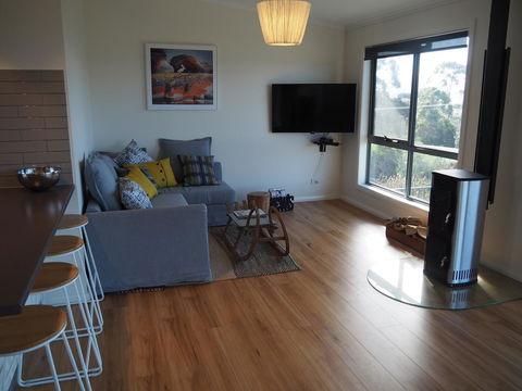 GRANITE BEACH HOUSE @ Bay Of Fires - Kingaroy Accommodation 2
